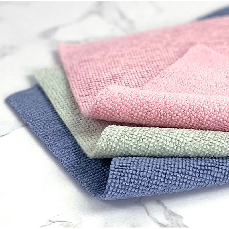 Serviettes de nettoyage en microfibre ultra-fin jetables